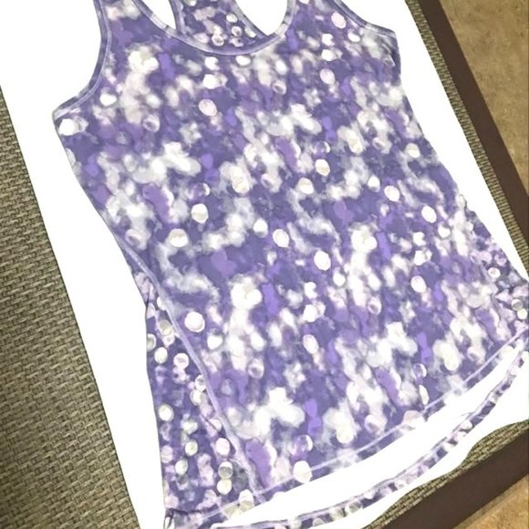 💜♡VIDEO-FREE WITH PURCHASE over $40 Pretty Purple Dot Athleta Tank - So soft!!! - Picture 6 of 11